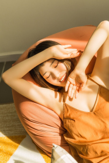 桌子底下的奖励 精彩对白